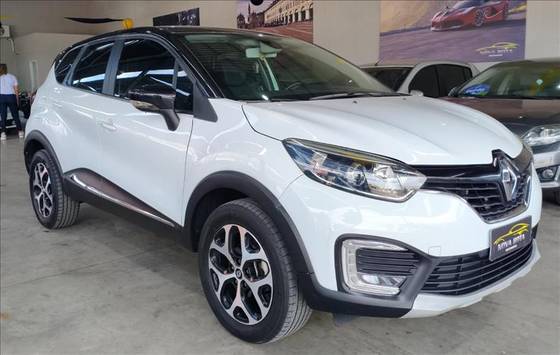 RENAULT CAPTUR 1.6 16V SCE FLEX INTENSE X-TRONIC RENAULT CAPTUR 1.6 16V SCE FLEX INTENSE X-TRONIC